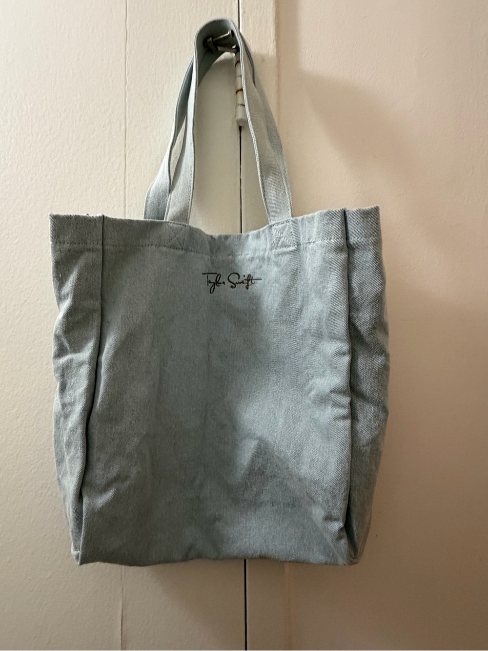 NWOT Taylor Swift Debut Tote Bag - Picture 5 of 6